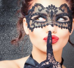 Ein Maskenball in der Diplomatischen Akademie